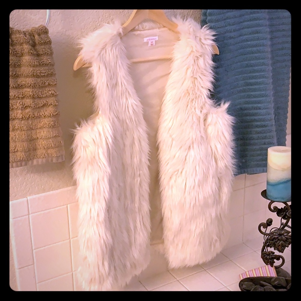 Xhilaration Faux Fur Vest